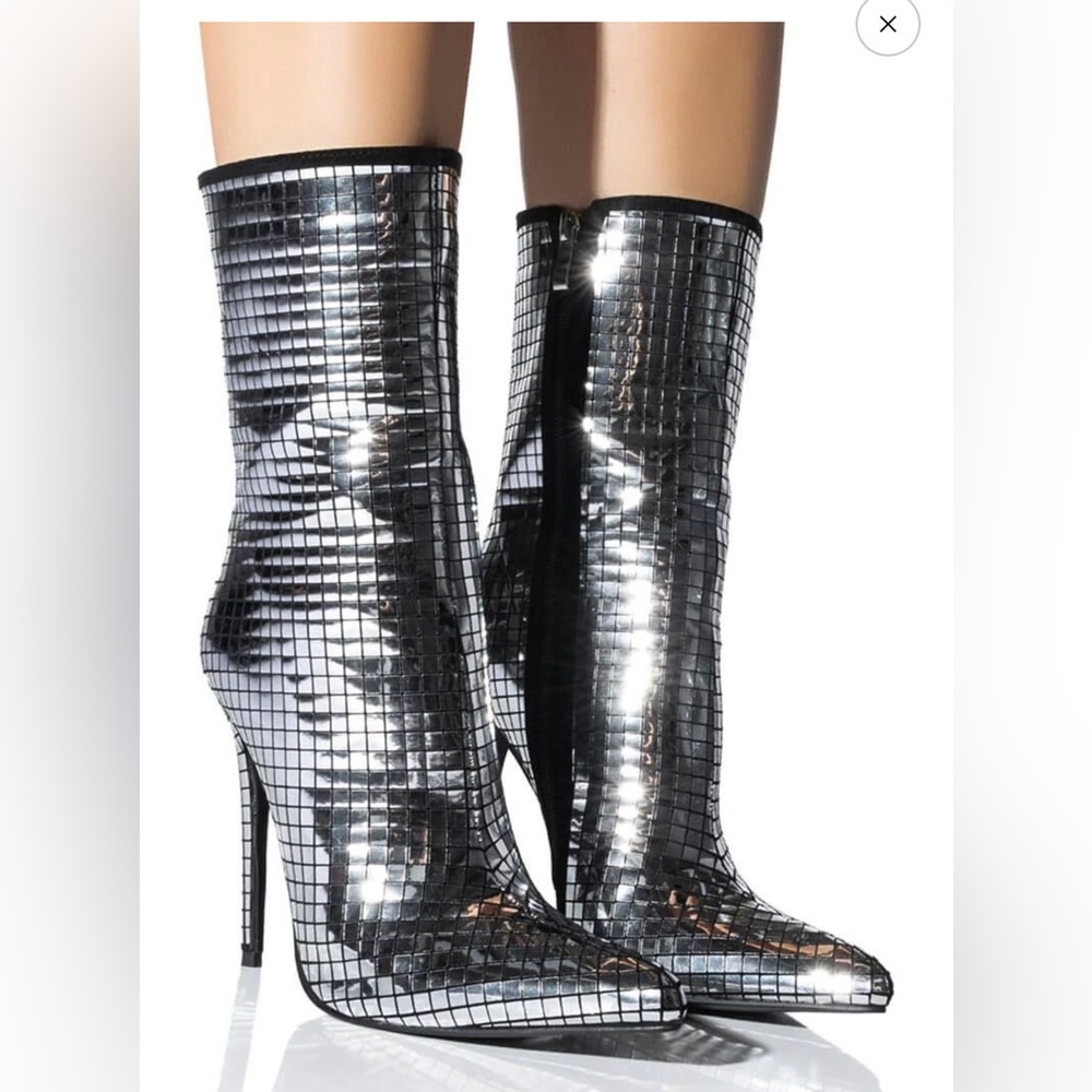 AZALEA WANG MONTROSE STILETTO BOOTIE IN SILVER size 9 fits like 8 -  Beyonce